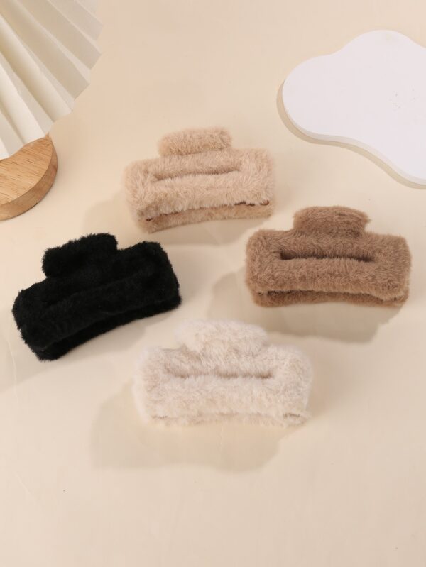 Cute and Fashionable Plush Hair Claws