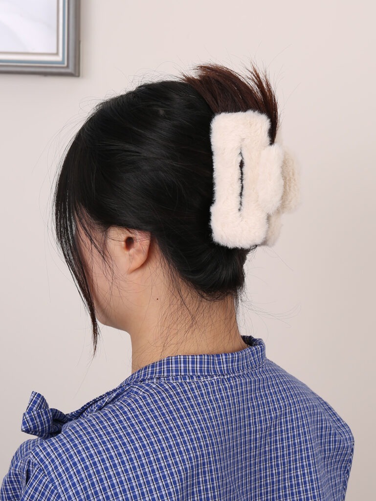 Cute and Fashionable Plush Hair Claws